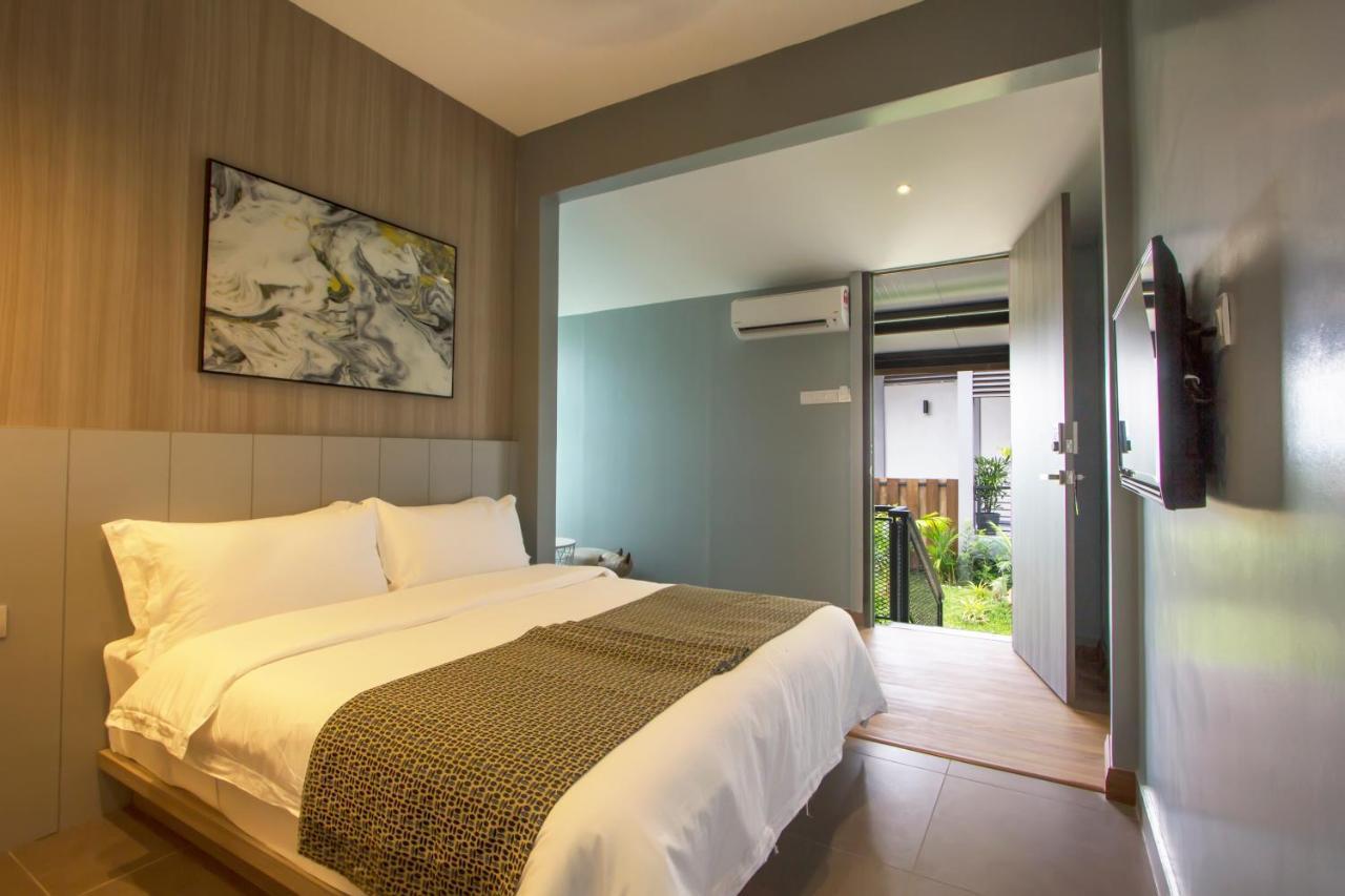 วิลลา แพดดี้ Hotel Padang Mat Sirat ภายนอก รูปภาพ