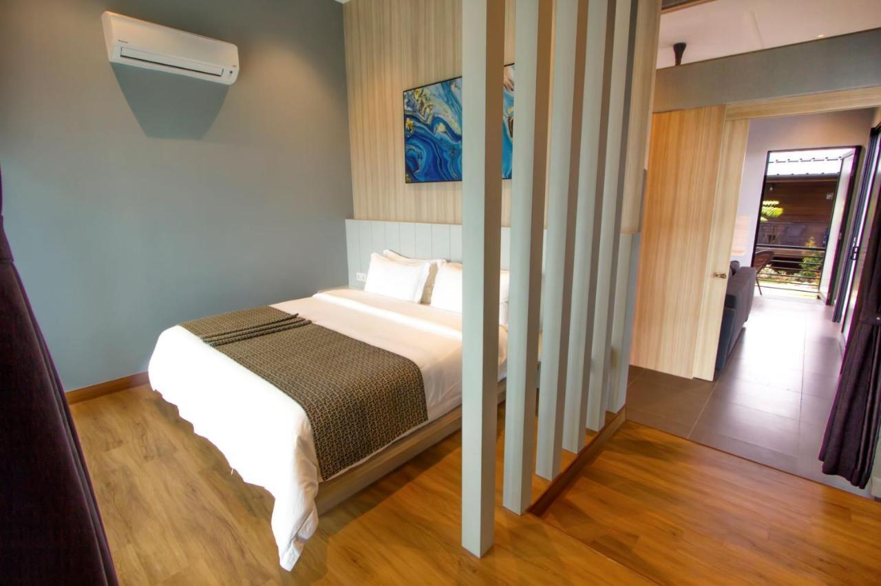 วิลลา แพดดี้ Hotel Padang Mat Sirat ภายนอก รูปภาพ